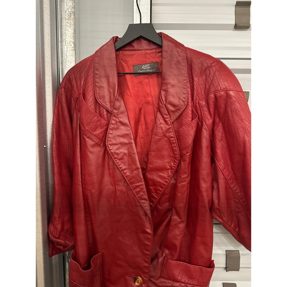 Rare Red blazer - Picture 2 of 13